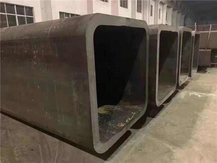 临江大口径无缝方管